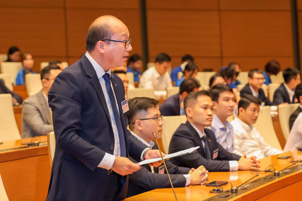 Ngay sau phát biểu khai mạc, các đại biểu tiến hành trao đổi thảo luận về tăng cường năng lực số cho thanh niên. (Ảnh: Minh Sơn/Vietnam+)
