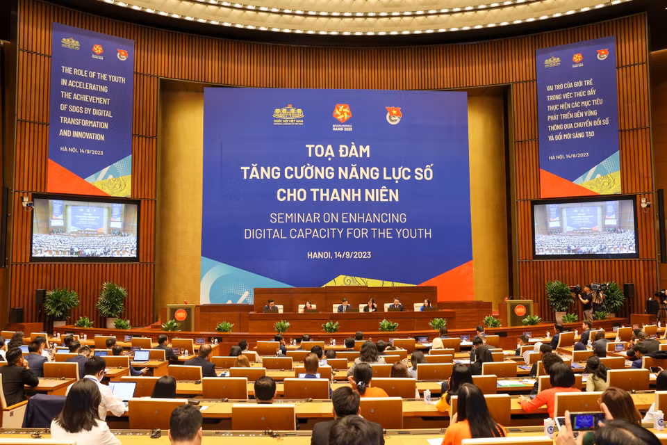 Đây là hoạt động đầu tiên trong khuôn khổ Hội nghị Nghị sỹ trẻ toàn cầu lần thứ 9 diễn ra tại Hà Nội từ ngày 14 đến 18/9 với chủ đề: 'Vai trò của giới trẻ trong việc thúc đẩy thực hiện các Mục tiêu phát triển bền vững thông qua Chuyển đổi Số và đổi mới sáng tạo.' (Ảnh: Minh Sơn/Vietnam+)
