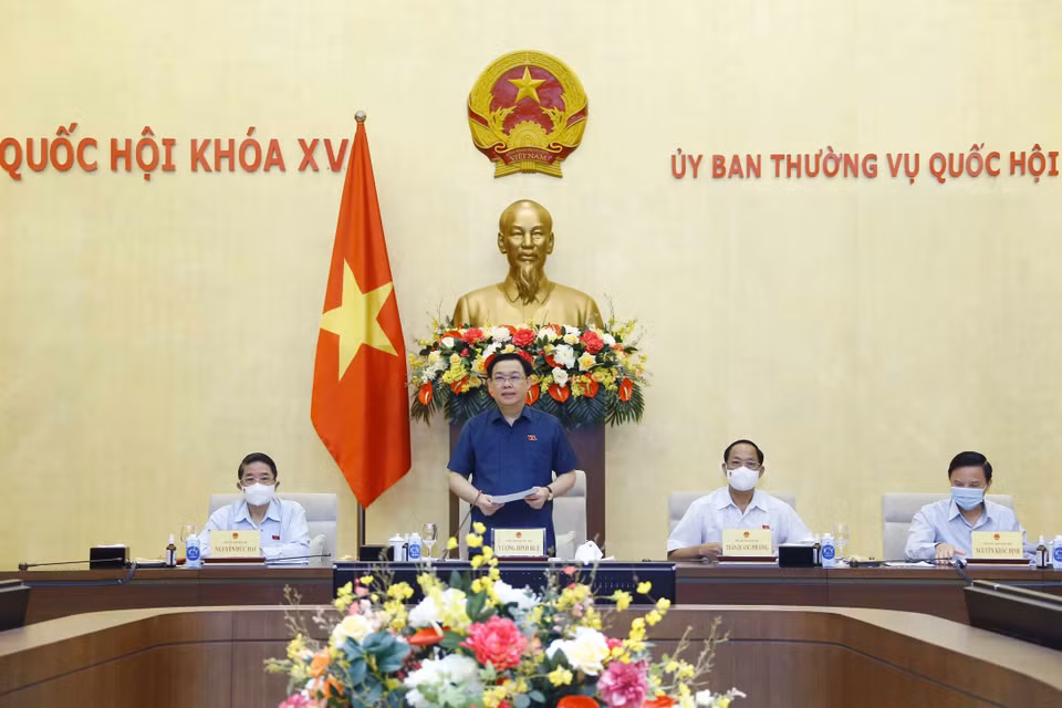 Chủ tịch Quốc hội Vương Đình Huệ phát biểu tại cuộc họp. (Ảnh: Doãn Tấn/TTXVN)
