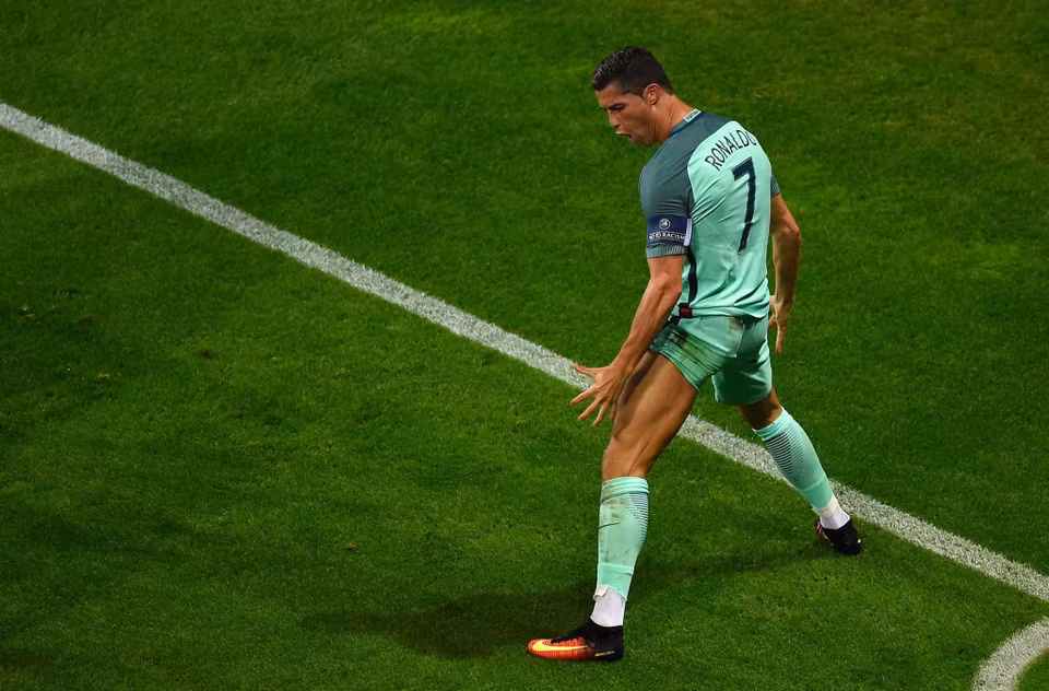 Griezmann đang dẫn đầu danh sách ghi bàn với 6 lần lập công, còn Ronaldo đã có 3 bàn.​