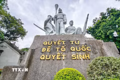 Hà Nội: Toàn cảnh Tượng đài "Quyết tử để Tổ quốc quyết sinh" trước ngày di dời