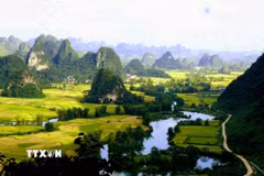 Mùa Thu Ngọc Côn đẹp như một bức tranh. (Ảnh: Quốc Đạt/TTXVN)