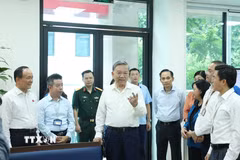 Tổng Bí thư thăm Trung tâm phục vụ hành chính công phường Đống Đa