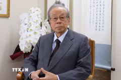 (Tư liệu) Cựu Thủ tướng Nhật Bản Yasuo Fukuda trả lời phỏng vấn báo chí tại Tokyo, Nhật Bản ngày 25/11/2022. (Ảnh: THX/TTXVN phát)