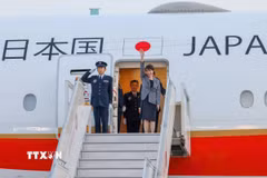 Thủ tướng Nhật Bản Sanae Takaichi tới thủ đô New Delhi, Ấn Độ. (Ảnh: ANI/TTXVN phát)