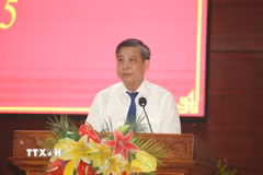 Ông Đồng Văn Thanh, Bí thư Tỉnh ủy, Chủ tịch Hội đồng Nhân dân tỉnh Hậu Giang phát biểu tại hội nghị. (Ảnh: Duy Khương/TTXVN)