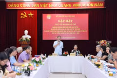 Hội Khuyến học Việt Nam gặp mặt lãnh đạo các cơ quan Trung ương, lãnh đạo và phóng viên các cơ quan báo chí, truyền thông. (Ảnh: Thanh Tùng/TTXVN)