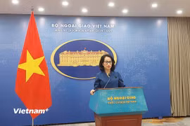 Người Phát ngôn Bộ Ngoại giao Phạm Thu Hằng trong cuộc họp báo thường kỳ chiều 1/10, tại Hà Nội. (Ảnh: Minh Thu/Vietnam+)