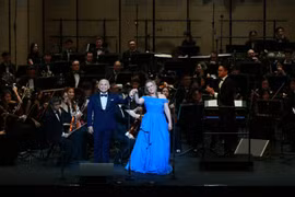 Danh ca Diana Damrau biểu diễn trích đoạn opera “Roméo và Juliette.” (Ảnh: CTV/Vietnam+)