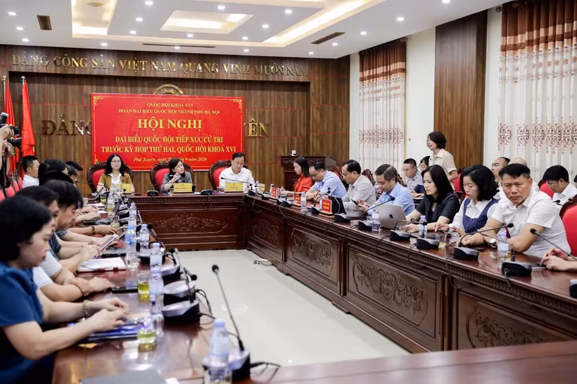 Toàn cảnh Hội nghị tiếp xúc cử tri trước Kỳ họp thứ hai, Quốc hội khóa XVI tại xã Phú Xuyên, thành phố Hà Nội. (Ảnh: Vietnam+)