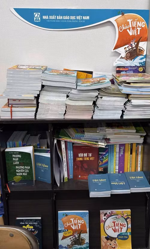 vnp_tu sach tieng viet o nhat ban.jpg