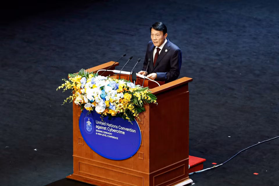 Bộ trưởng Bộ Công an Lương Tam Quang phát biểu tại Phiên bế mạc Chương trình Lễ mở ký Công ước Hà Nội. (Ảnh: Minh Sơn/Vietnam+)