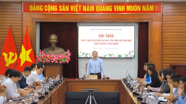 Ủy viên dự khuyết Trung ương Đảng, Thứ trưởng Thường trực Bộ Văn hóa, Thể thao và Du lịch Lê Hải Bình chủ trì Hội thảo. (Ảnh: BVHTTDL)