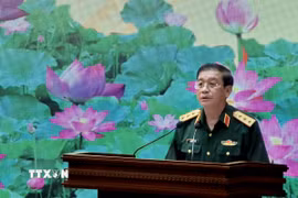 Thượng tướng Trương Thiên Tô, Phó Chủ nhiệm Tổng cục Chính trị Quân đội nhân dân Việt Nam phát biểu. (Ảnh: Đỗ Bình/TTXVN)