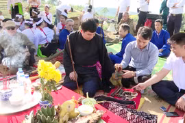 Những nghệ nhân gìn giữ, lan tỏa sức sống của di sản Mo Mường ở Hòa Bình