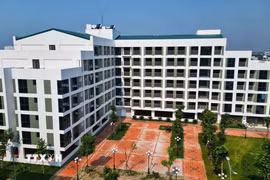 Khu nhà ở cho công nhân. (Ảnh: Tuấn Anh/TTXVN)