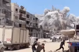 Israel dồn dập tấn công Dải Gaza, đàm phán ngừng bắn bên bờ sụp đổ