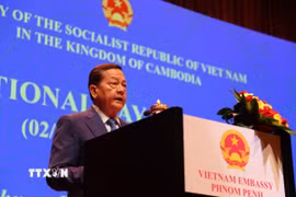 Phó Thủ tướng thứ nhất Chính phủ Campuchia, ông Neth Savoeun phát biểu tại buổi lễ. (Ảnh: Huy Bình/TTXVN