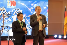 Phó Chủ tịch Quốc hội Liên bang Đức, Bodo Ramelow, phát biểu tại Lễ kỷ niệm. (Ảnh: Thu Hằng/TTXVN)