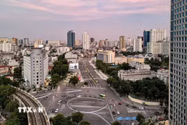 Điểm cuối tuyền tại nút giao Voi Phục đã hoàn thành cơ bản tạo không gian giao thông hiện đại đồng bộ cho Thủ đô. (Ảnh: Quốc Khánh/TTXVN)