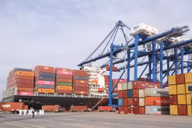 Cảng Container Quốc tế Tân Cảng Hải Phòng (TC-HICT) là cảng nước sâu đầu tiên vận hành tại miền Bắc có thể tiếp nhận tàu trọng tải lớn trên 145.000 tấn. (Ảnh: Minh Thu/TTXVN)