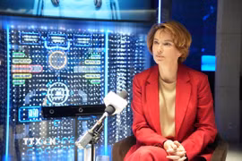 Tiến sỹ Ekaterina Soltseva, Giám đốc phụ trách Công nghệ lượng tử của Tập đoàn năng lượng Rosatom, trả lời phỏng vấn. (Ảnh: Trần Hải/TTXVN)