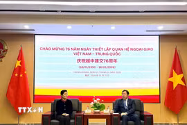 Tổng Lãnh sự Bùi Nguyên Long nhấn mạnh ý nghĩa tốt đẹp của quan hệ hữu nghị “vừa là đồng chí, vừa là anh em” giữa hai nước. (Ảnh: TTXVN phát)