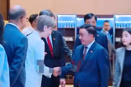 Lễ đón Thường trực Ban Bí thư Trần Cẩm Tú thăm chính thức Singapore 