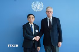 Phó Thủ tướng, Bộ trưởng Quốc phòng Phan Văn Giang hội kiến Phó Tổng Thư ký Liên hợp quốc phụ trách hoạt động gìn giữ hòa bình Jean-Pierre Lacroix. (Ảnh: Đoàn Hùng/TTXVN)