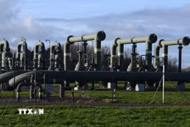 Hệ thống đường ống dẫn khí đốt gần Garelsweerd, tỉnh Groningen, Hà Lan. (Ảnh: AFP/TTXVN)