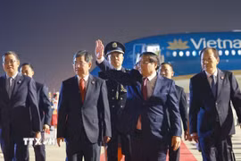 Thủ tướng Phạm Minh Chính đến Thiên Tân, bắt đầu chuyến tham dự Hội nghị Thượng đỉnh Tổ chức Hợp tác Thượng Hải (SCO) 2025. (Ảnh: Dương Giang/TTXVN)