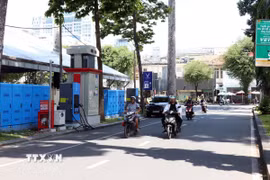 Một tuyến đường tại Thành phố Hồ Chí Minh. (Ảnh: Tiến Lực/TTXVN)