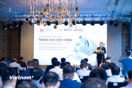 Toàn cảnh Hội thảo "Chuyển đổi số trong khu vực công: Kiến tạo hạ tầng bền vững và bảo đảm an ninh dữ liệu hướng đến mục tiêu tăng trưởng quốc gia." (Ảnh: Minh Sơn/Vietnam+)