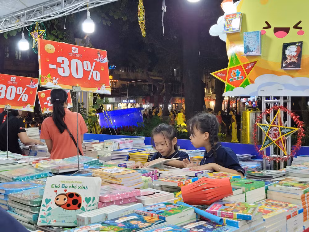 Hội sách là điểm đến phù hợp cho các gia đình dịp Tết Trung Thu. (Ảnh: Minh Anh/Vietnam+)