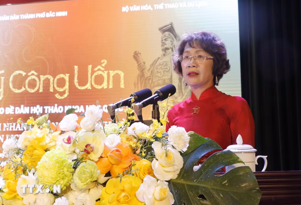 ttxvn_hoi-thao-quoc-te-anh-hung-dan-toc-danh-nhan-ly-cong-uan-dau-an-lich-su-van-hoa-tam-nhin-va-gia-tri-thoi-dai-9055671.jpg