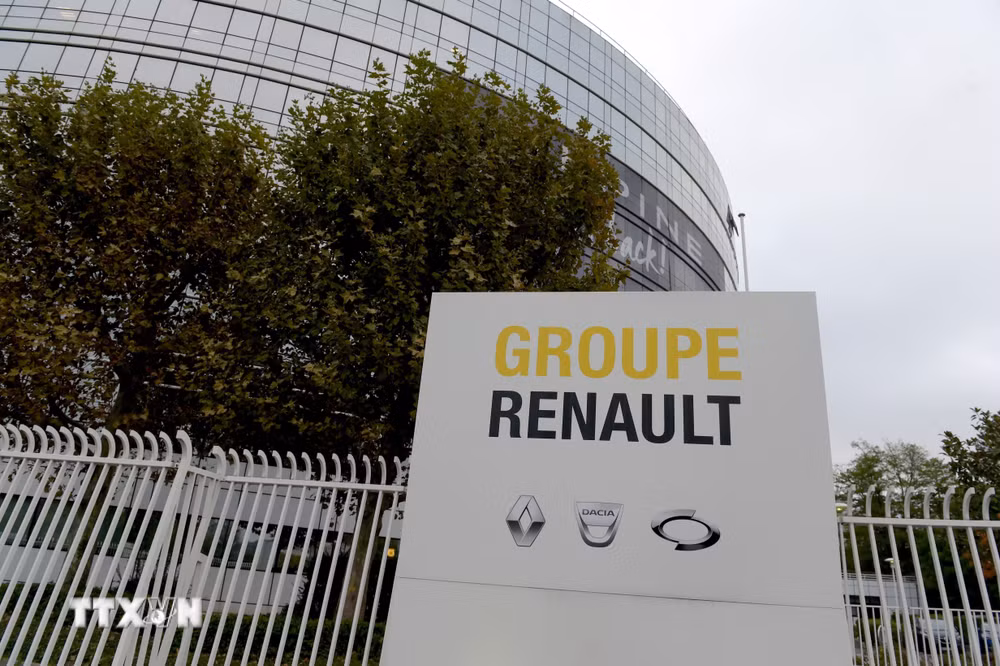 ttxvn_hang-renault-cong-bo-ke-hoach-tai-co-cau-quy-mo-lon-6427069.jpg