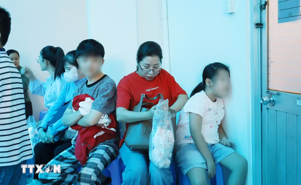ttxvn_ngay-suc-khoe-tam-than-the-gioi-bao-dong-ngay-cang-nhieu-tre-em-gap-van-de-suc-khoe-tam-than-9076345.jpg