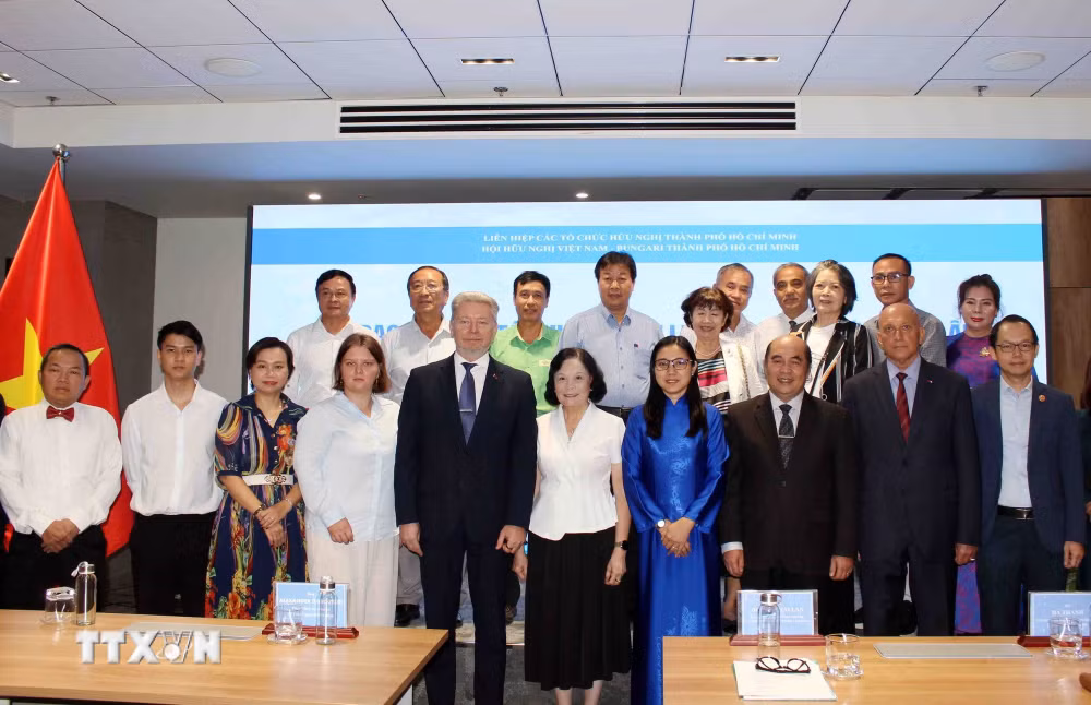 ttxvn_thanh-pho-ho-chi-minh-hop-mat-doanh-nhan-thuc-day-hop-tac-voi-cac-nuoc-dong-au-9085008.jpg