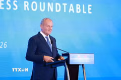 Thủ tướng Cộng hòa Ba Lan Donald Tusk phát biểu tại Hội nghị doanh nghiệp Việt Nam-Ba Lan. (Ảnh: Dương Giang/TTXVN)