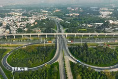 Thành phố Hồ Chí Minh đã và đang tiếp tục phát triển đô thị theo hướng văn minh, hiện đại. Các khu đô thị mới được quy hoạch gắn với khu vực trung tâm hiện hữu. (Ảnh: Vũ Sinh/TTXVN)