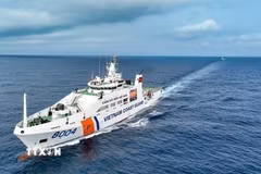 Chuyến tuần tra liên hợp lần thứ 25 từ 11-13/4/2023, trên vùng biển lân cận đường phân định Vịnh Bắc Bộ (kể từ năm 2006 đến nay) giữa hai nước Việt Nam và Trung Quốc. (Ảnh: Trung Nguyên/TTXVN)