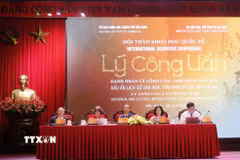 Chủ trì Hội thảo. (Ảnh: Thanh Thương/TTXVN)