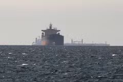 Eo biển Hormuz ngày 20/6/2026. (Ảnh: THX/TTXVN phát)