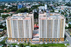 Các block thuộc Giai đoạn 1 của Dự án Golden City đã hoàn thành, bàn giao đưa vào sử dụng, góp phần bổ sung nguồn cung nhà ở xã hội trên địa bàn tỉnh Tây Ninh. (Ảnh: Giang Phương/TTXVN)