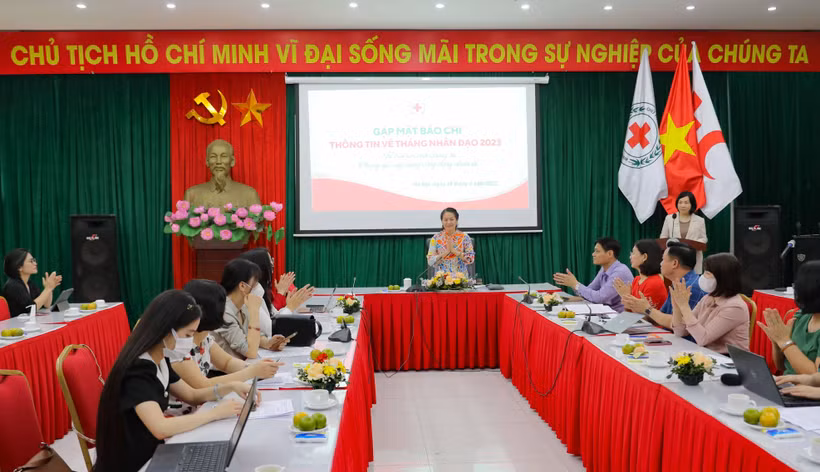 Họp báo cung cấp thông tin về Tháng Nhân đạo năm 2023. (Ảnh: PV/Vietnam+)
