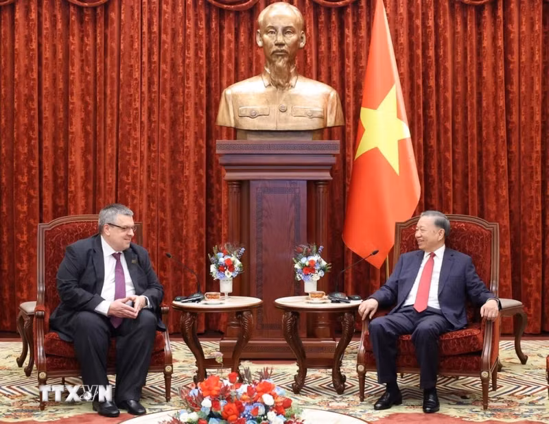 Việt Nam và Nga đẩy mạnh quan hệ hợp tác trên nhiều lĩnh vực