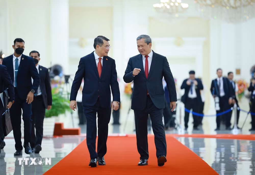 ttxvn_le-don-thu-tuong-le-minh-hung-tham-chinh-thuc-vuong-quoc-campuchia-4958.jpg