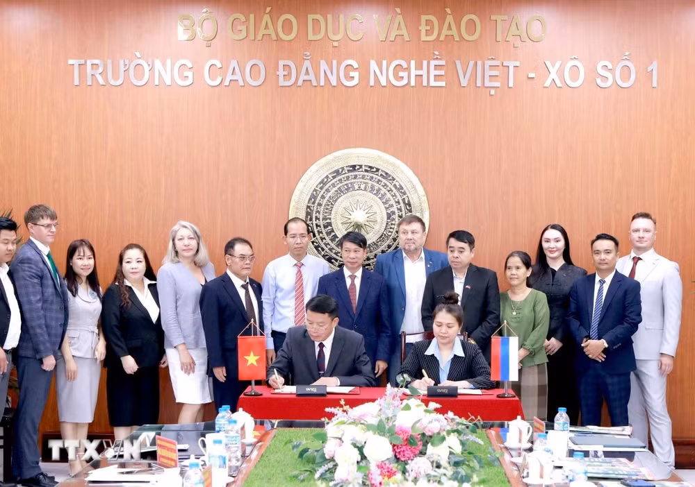 ttxvn_phu-tho-thuc-day-hop-tac-voi-doanh-nghiep-nga-trong-dao-tao-nghe-7165.jpg