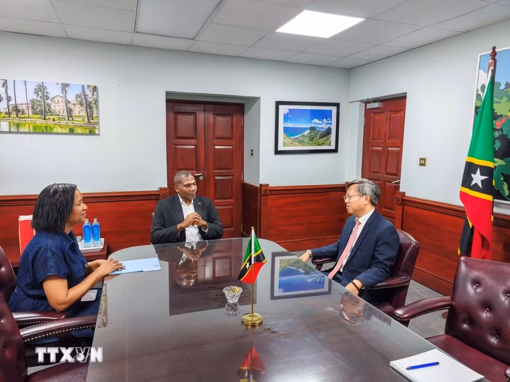 ttxvn-dai-su-viet-nam-tai-cuba-trinh-quoc-thu-tai-saint-kitts-va-nevis-2.jpg