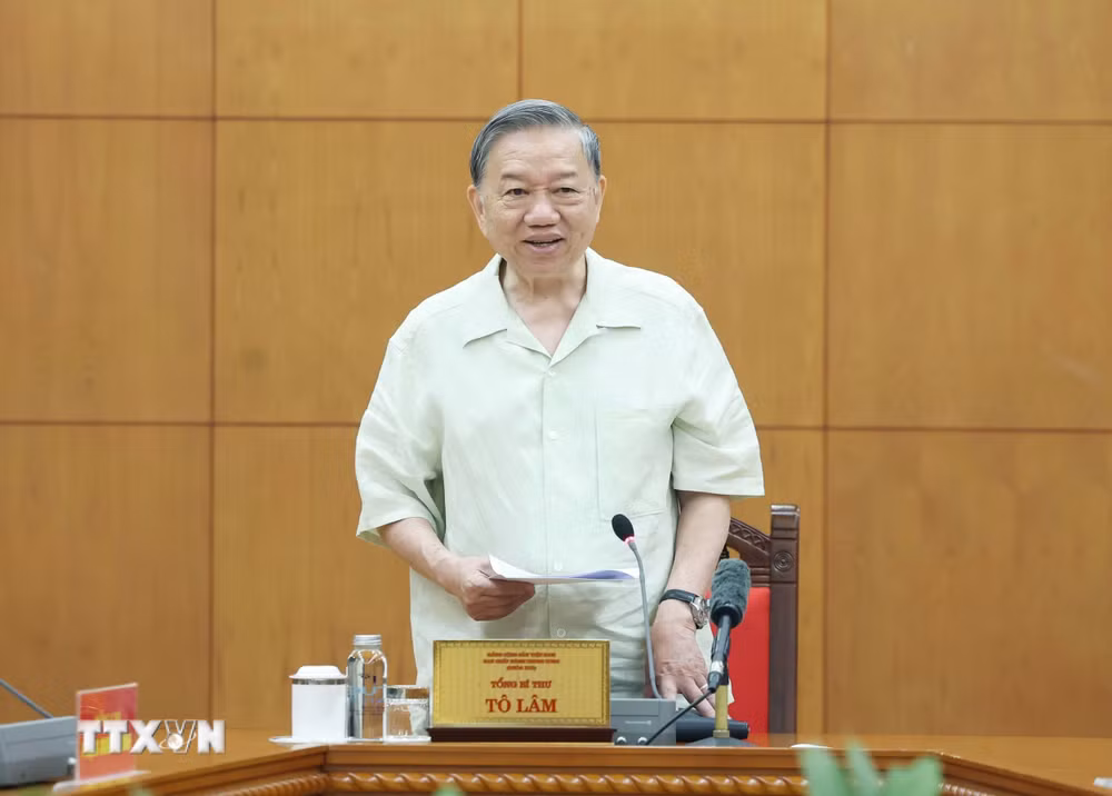 ttxvn-tong-bi-thu-lam-viec-voi-ban-thuong-vu-dang-uy-chinh-phu-ve-danh-gia-viec-trien-khai-nghi-quyet-cua-trung-uong-va-bo-chinh-tri-3.jpg